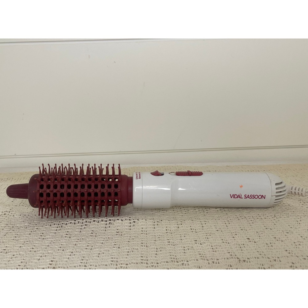 Vidal Sassoon VS432 Jumbo Hot Air Brush Styler White Burgundy 250W 125V AC